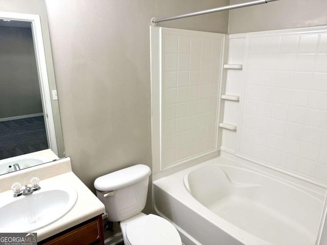 1691 Redan W, Lithonia, GA 30058