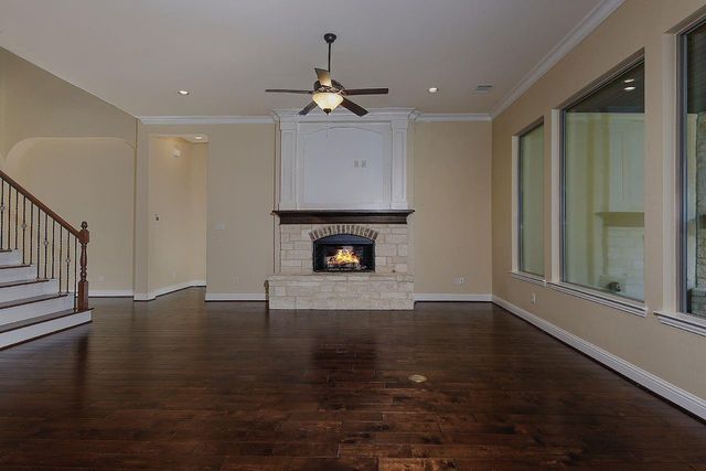 330 Mill Creek Road, Pinehurst, TX 77362