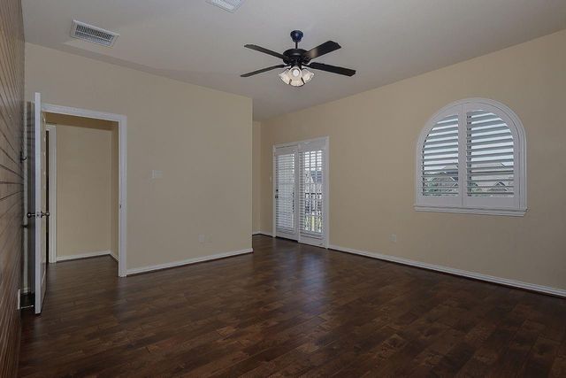 330 Mill Creek Road, Pinehurst, TX 77362