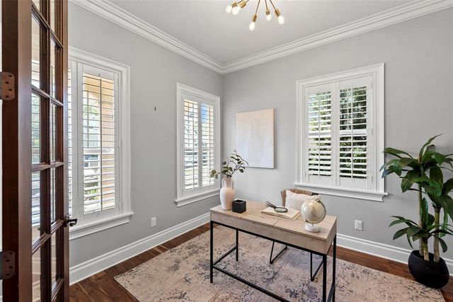 2807 W SITIOS STREET, Tampa, FL 33629