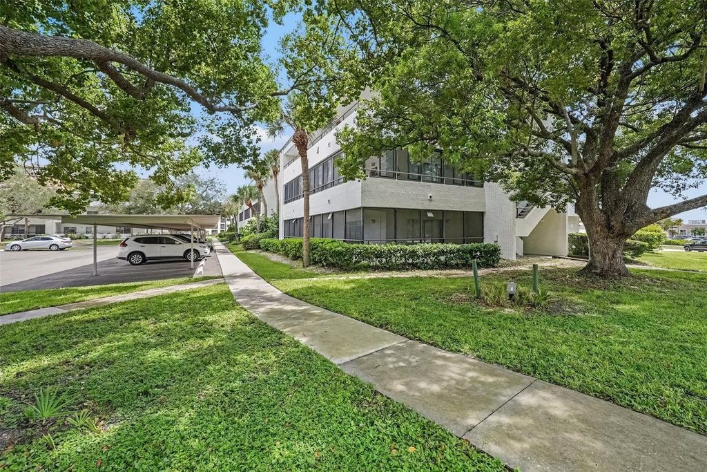2585 COUNTRYSIDE BOULEVARD 4108, Clearwater, FL 33761