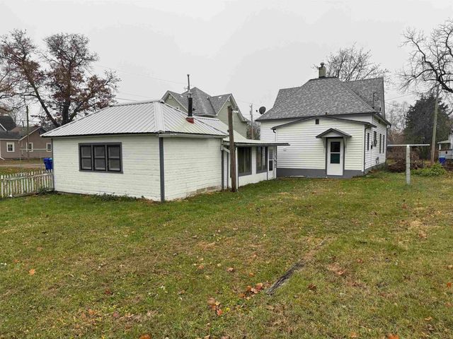 205 NE 4th Avenue, Oelwein, IA 50662