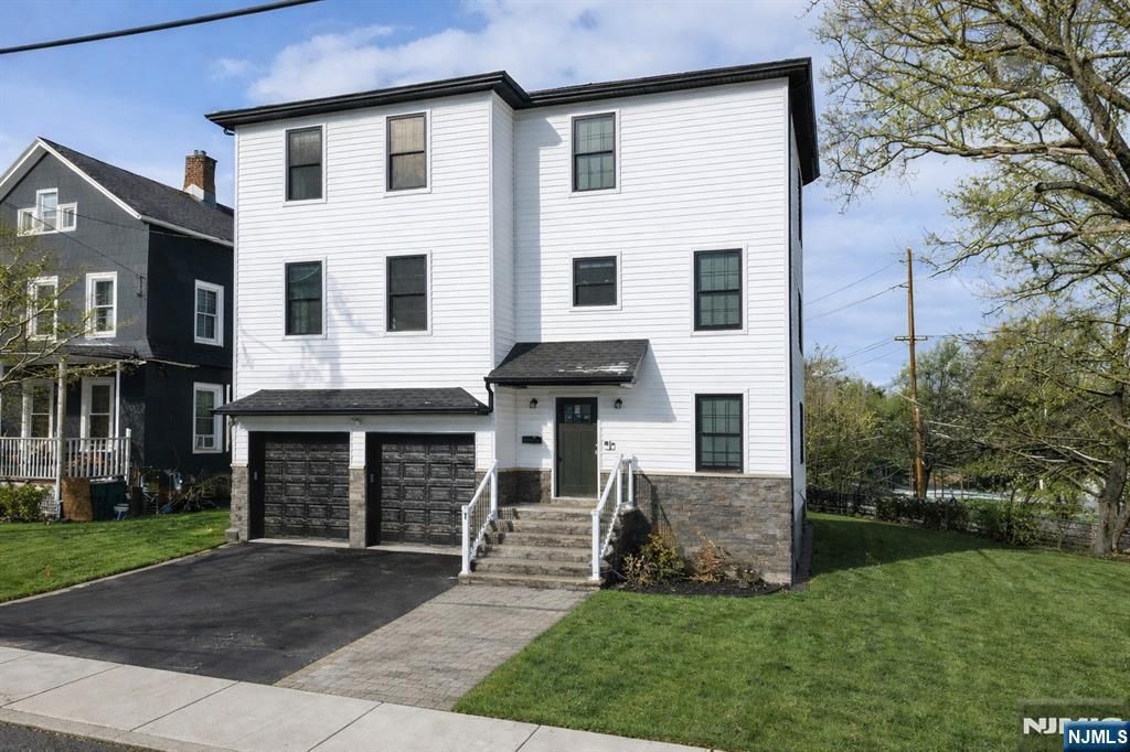 7 Maple Street, Bloomfield, NJ 07003