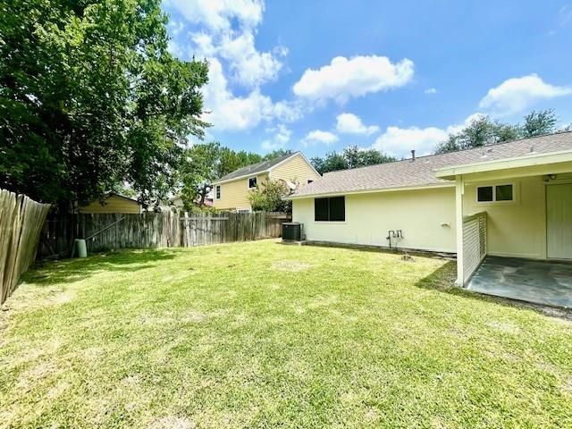 11411 Meadow Joy Drive, Houston, TX 77089