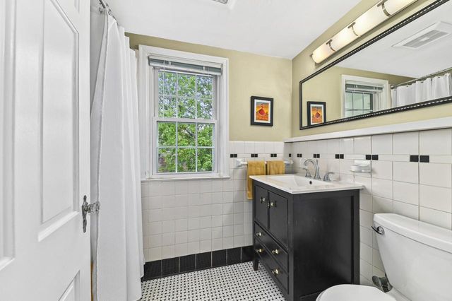321 74th STREET, Milwaukee, WI 53213
