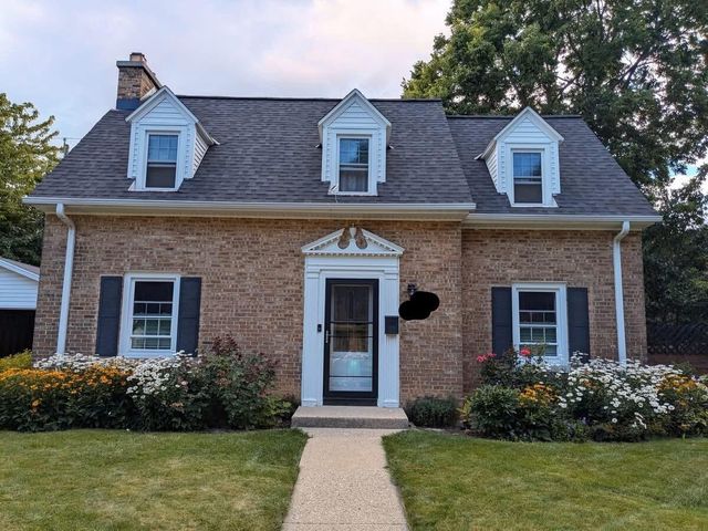 321 74th STREET, Milwaukee, WI 53213