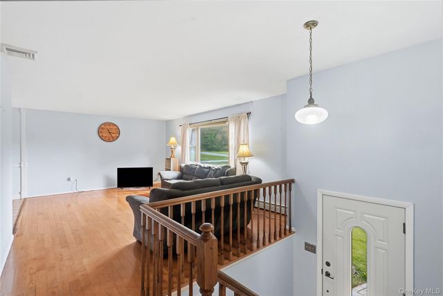 94 Booth Road, Chester, NY 10918
