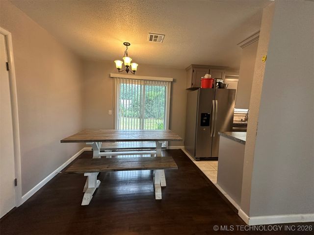 206 NE 1st, Red Oak, OK 74563