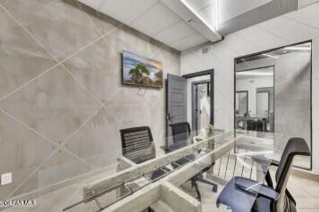 1528 Yandell Drive, El Paso, TX 79902