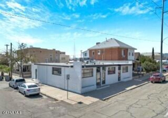 1528 Yandell Drive, El Paso, TX 79902