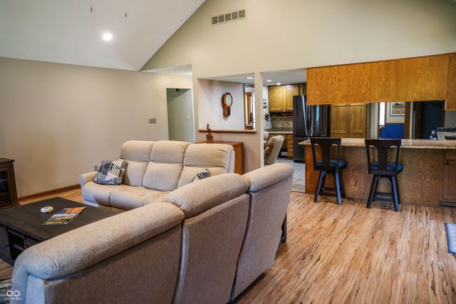 298 Lake Drive, Greenwood, IN 46142