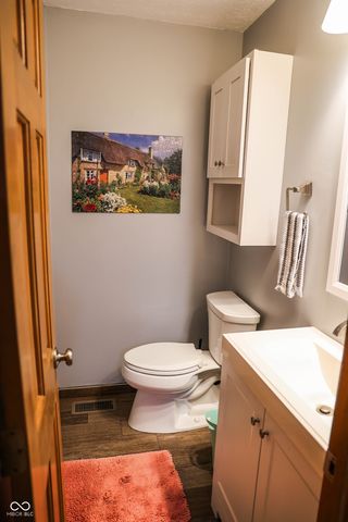 298 Lake Drive, Greenwood, IN 46142