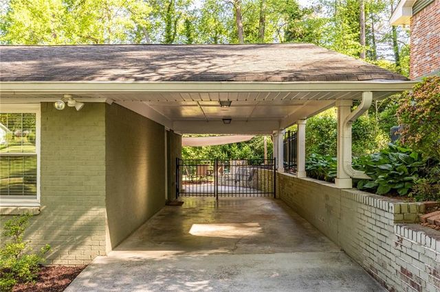 2534 Wilson Woods Drive, Decatur, GA 30033