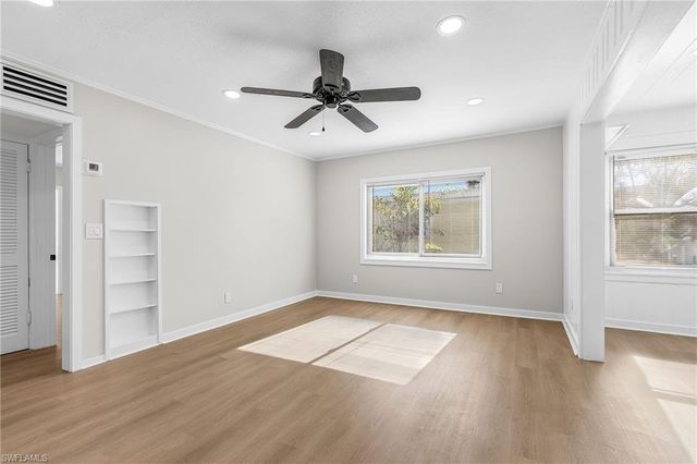 5731 Lauder ST, Fort Myers Beach, FL 33931