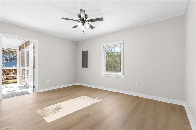 5731 Lauder ST, Fort Myers Beach, FL 33931