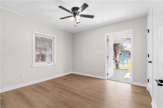 5731 Lauder ST, Fort Myers Beach, FL 33931