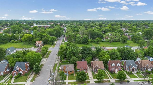 10270 Beaconsfield Street, Detroit, MI 48224