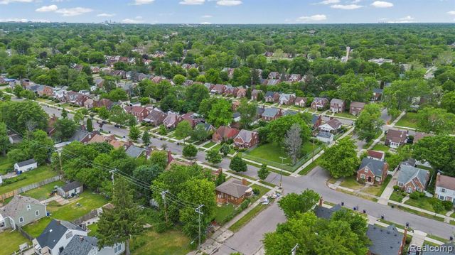10270 Beaconsfield Street, Detroit, MI 48224