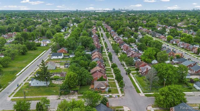 10270 Beaconsfield Street, Detroit, MI 48224