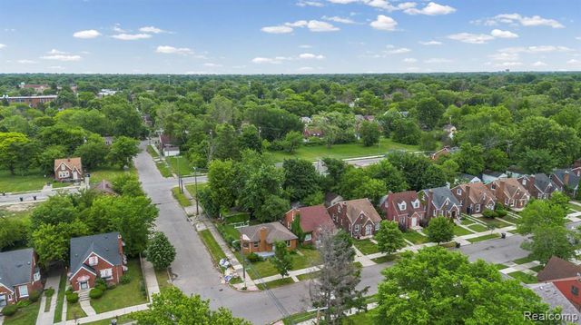 10270 Beaconsfield Street, Detroit, MI 48224