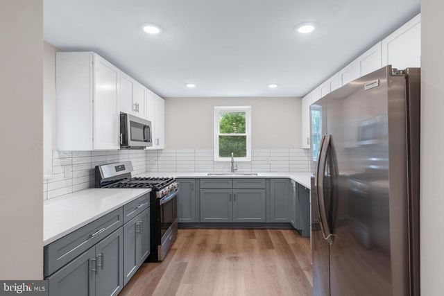 1603 E HUNTING PARK AVE, Philadelphia, PA 19124