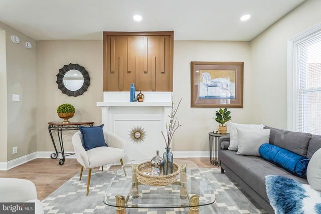 1915 W AIRDRIE ST, Philadelphia, PA 19140