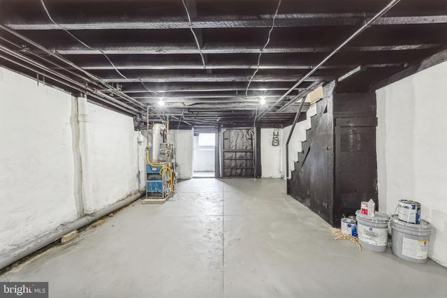 1915 W AIRDRIE ST, Philadelphia, PA 19140