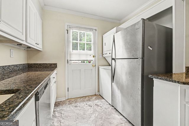 1868 Robinhill Court, Tucker, GA 30084