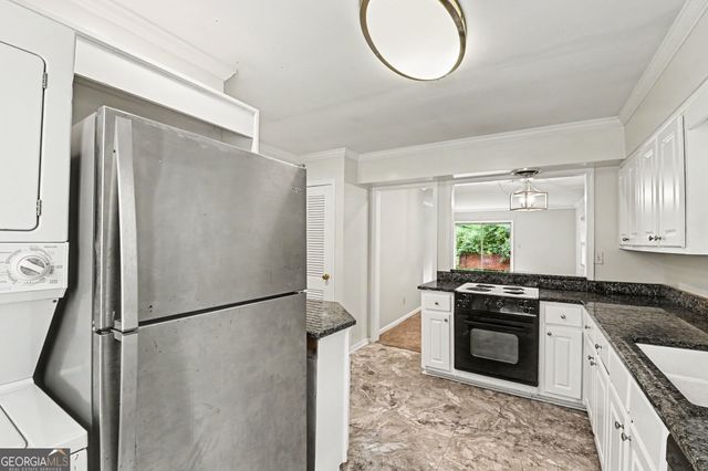 1868 Robinhill Court, Tucker, GA 30084