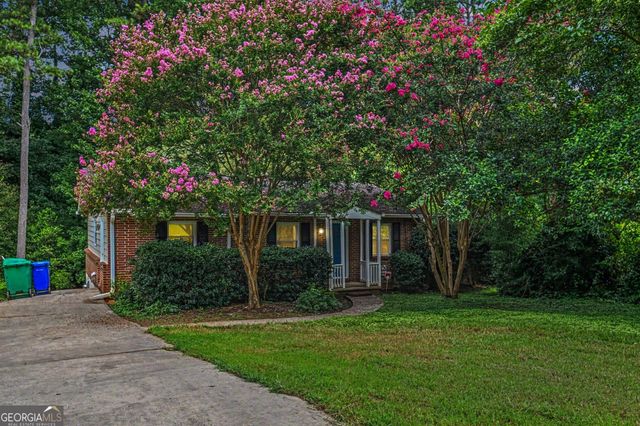 1868 Robinhill Court, Tucker, GA 30084