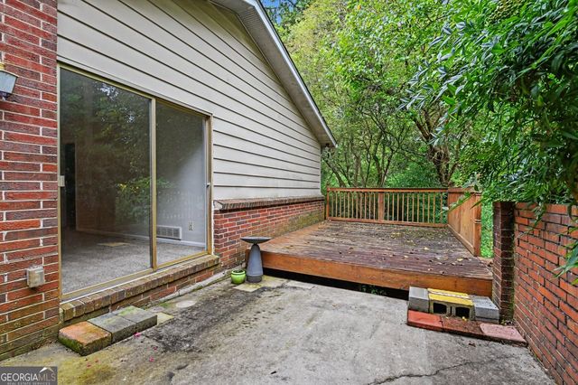 1868 Robinhill Court, Tucker, GA 30084