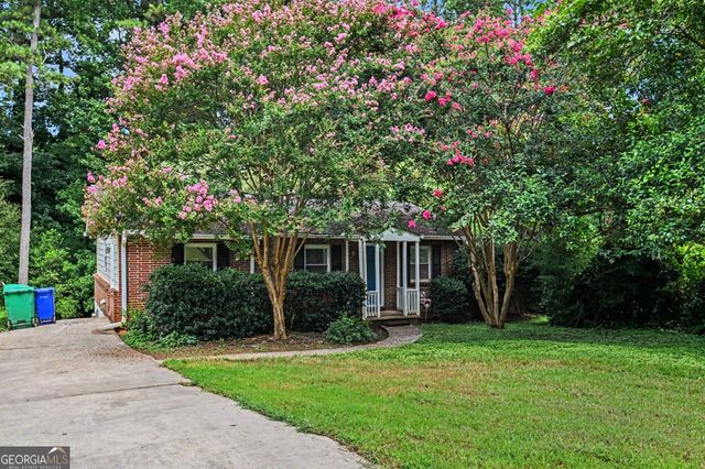 1868 Robinhill Court, Tucker, GA 30084