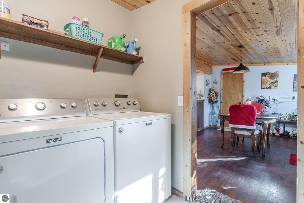 Image 16 of property listing at 403 Erie Street, Grayling, MI 49738