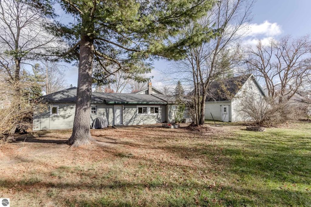 Image 19 of property listing at 403 Erie Street, Grayling, MI 49738