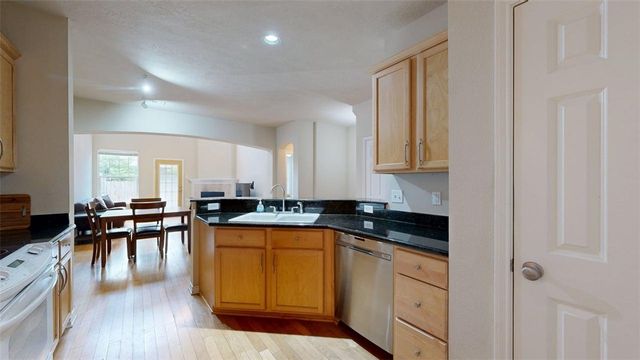 4307 Spring Hill Drive, College Station, TX 77845