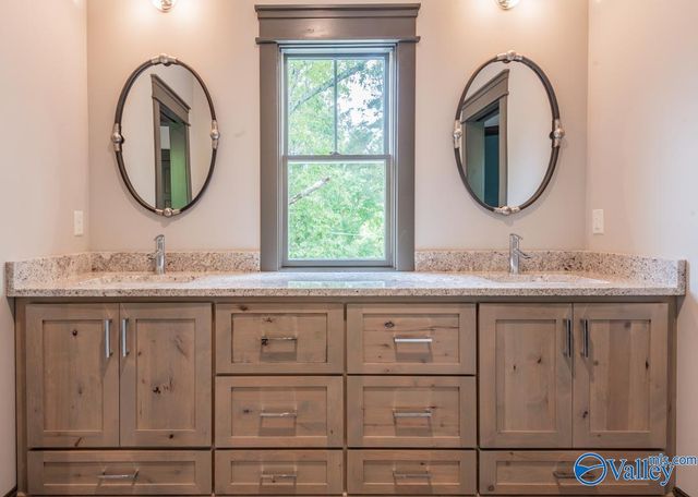 105 Annabelle Court, Guntersville, AL 35976