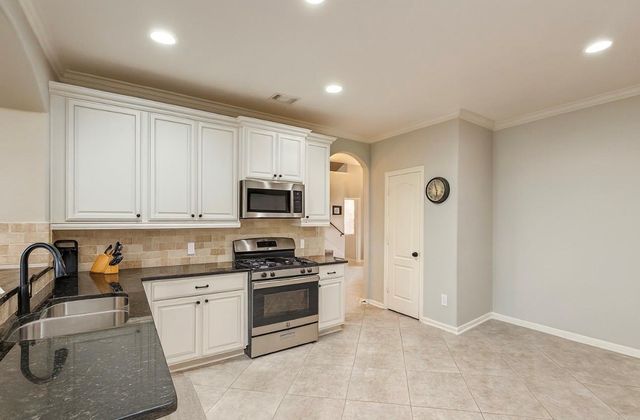 115 Red Eagle Court, Montgomery, TX 77316