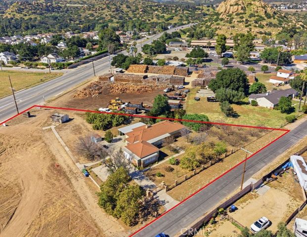 10721 Andora, Chatsworth, CA 91311