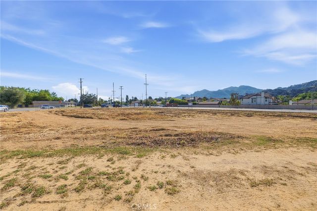 10721 Andora, Chatsworth, CA 91311