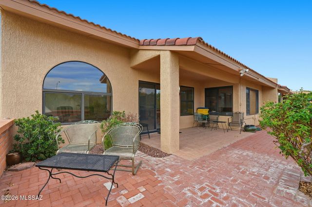 13924 N Green Tree Drive, Oro Valley, AZ 85755