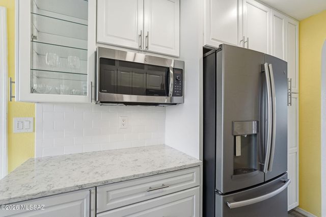 13924 N Green Tree Drive, Oro Valley, AZ 85755