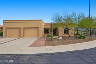 13924 N Green Tree Drive, Oro Valley, AZ 85755