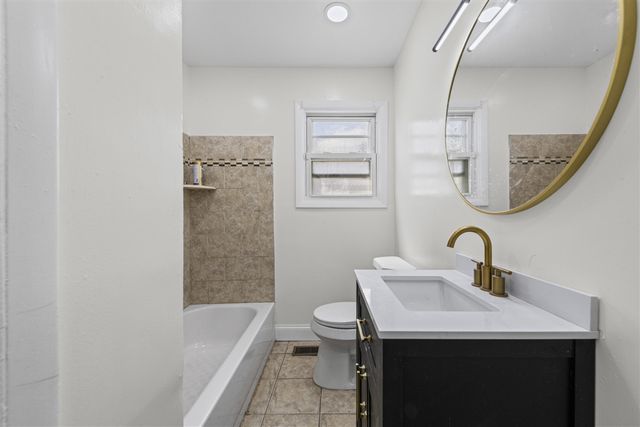 6180 Cordell Street, Romulus, MI 48174