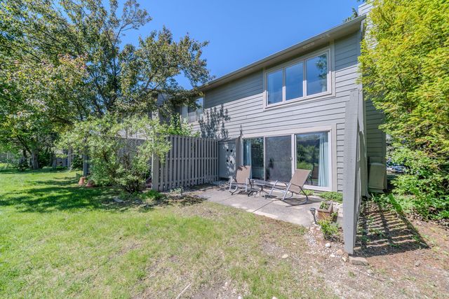 744 Peninsula Court, Ann Arbor, MI 48105