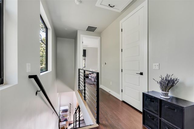 706 Valdez ST 2, Austin, TX 78741