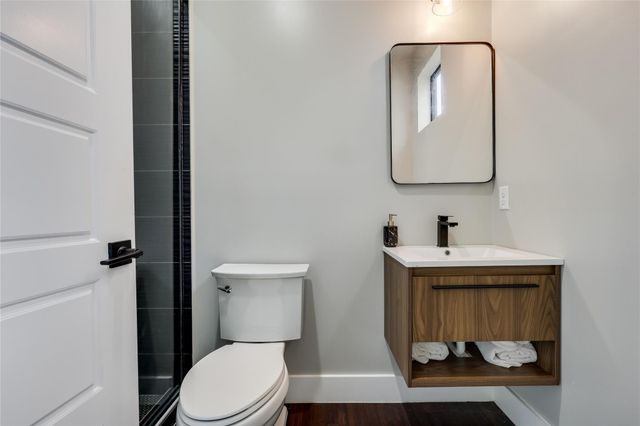 706 Valdez ST 2, Austin, TX 78741