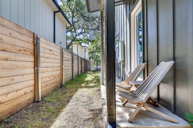 706 Valdez ST 2, Austin, TX 78741