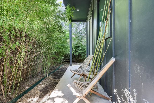 706 Valdez ST 2, Austin, TX 78741