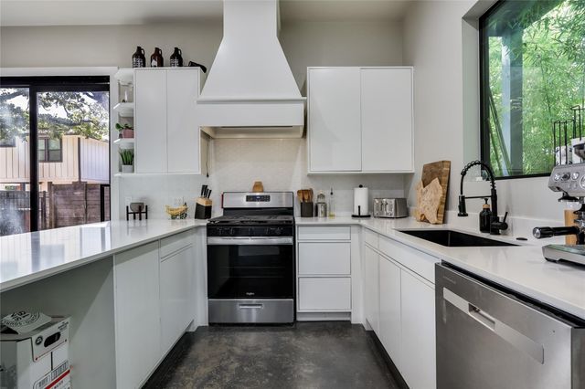 706 Valdez ST 2, Austin, TX 78741