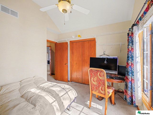 15024 Spaulding Street, Omaha, NE 68116